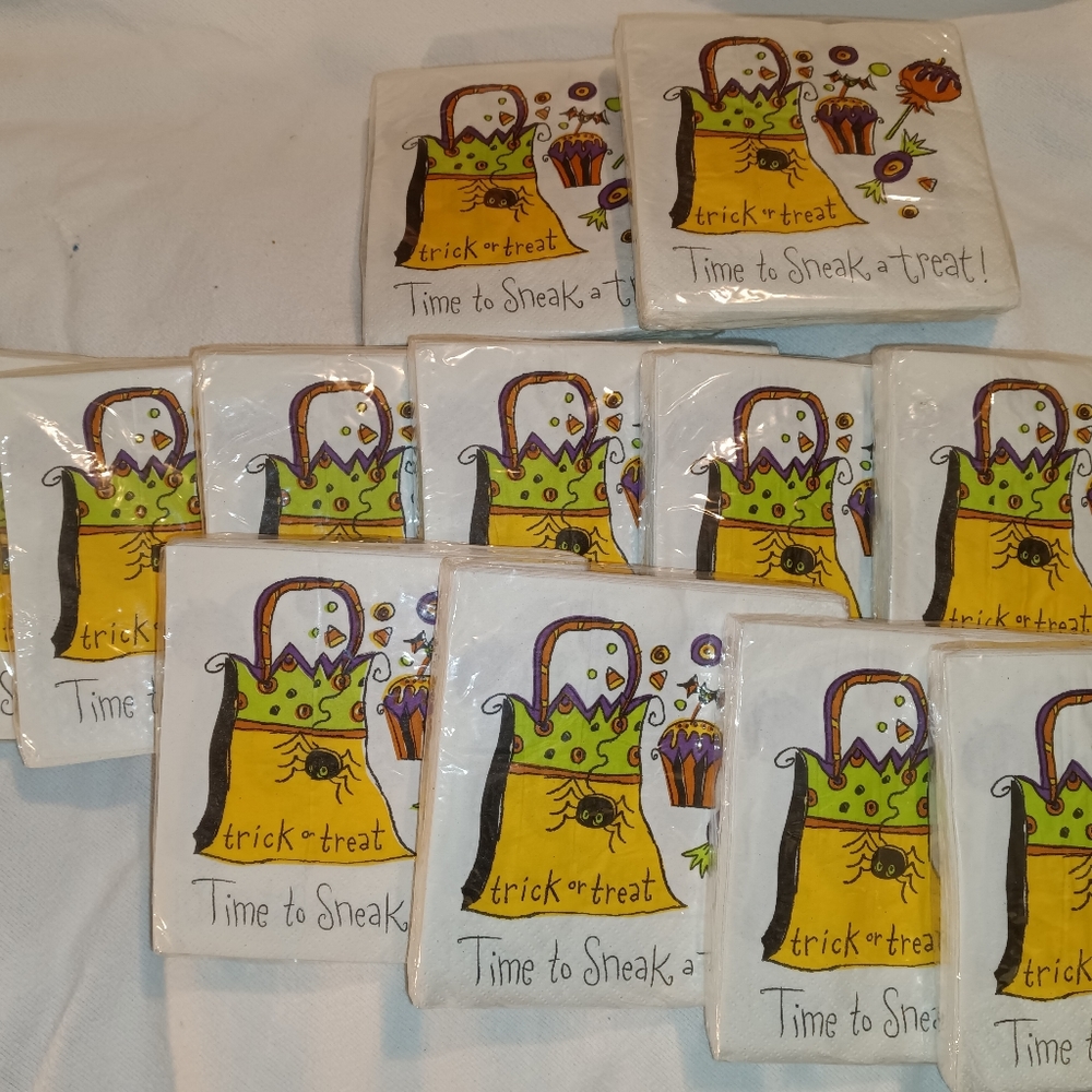 Lot of 12 Halloween Napkins